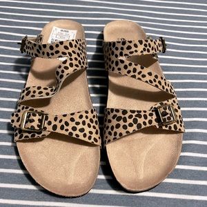 Cliffs By White Mountain Sandals Tan Leopard Women | Color: Beige | Size:9.5